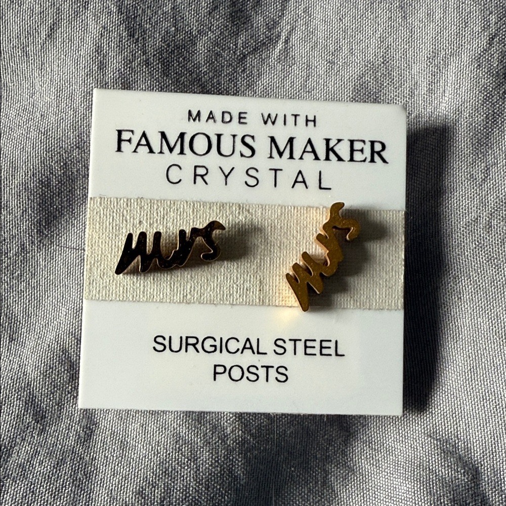 New 'Mrs' Earrings - Gold